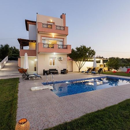 Marina Villa, A Nature Inspiring Retreat Perama  Экстерьер фото
