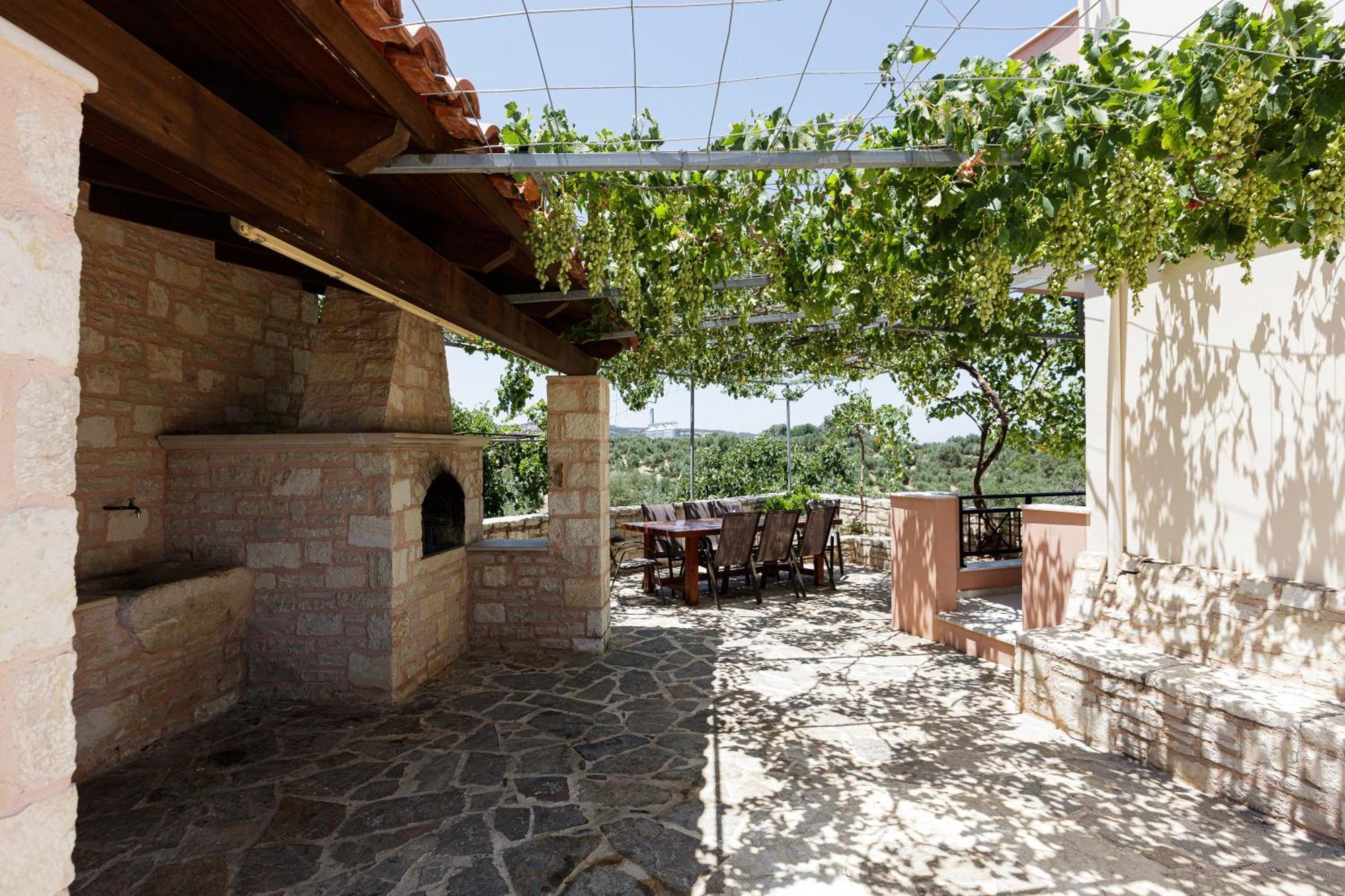 Marina Villa, A Nature Inspiring Retreat Perama  Экстерьер фото