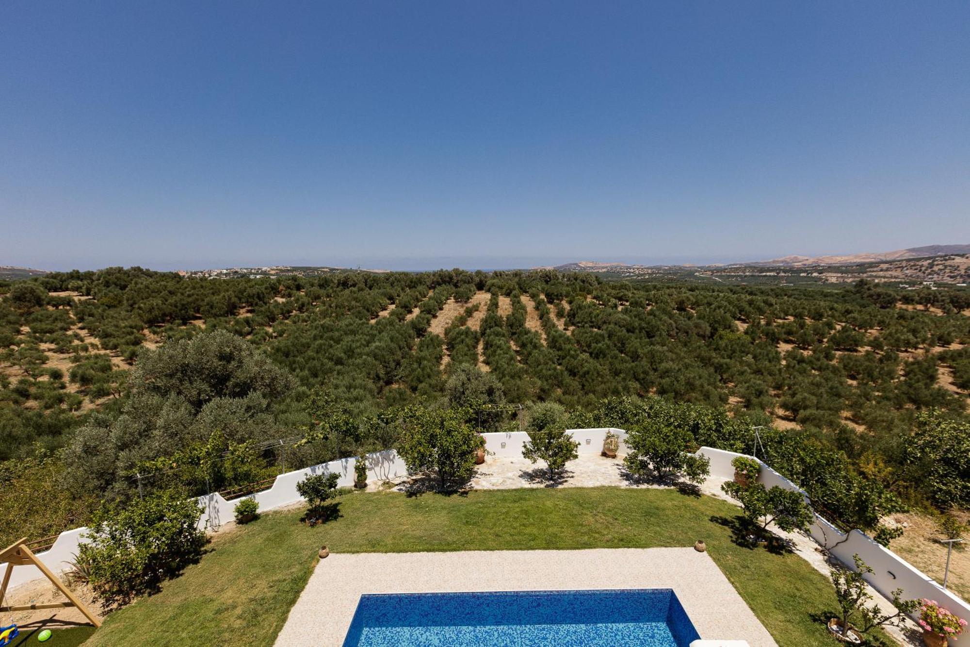 Marina Villa, A Nature Inspiring Retreat Perama  Экстерьер фото
