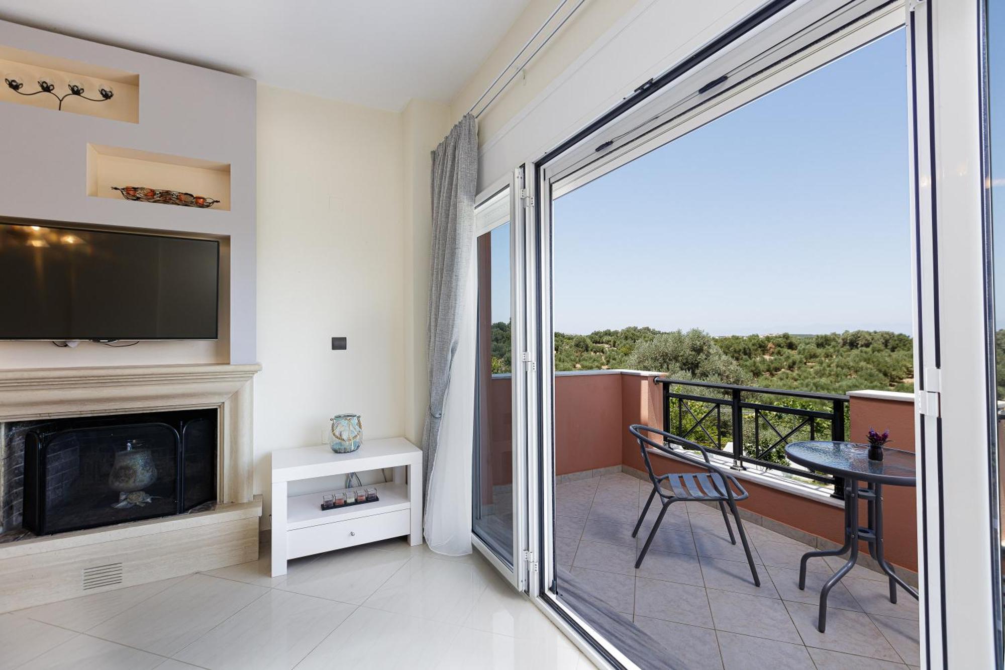 Marina Villa, A Nature Inspiring Retreat Perama  Экстерьер фото